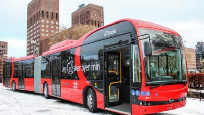 Түркістанда туристерге арналған электр автобустар жүреді