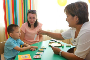 Фотография к новости: Қызылжарда «Уақытша отбасы» жобасы жалғасын табады