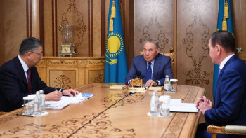 Фотография к новости: Назарбаев: Тұрақтылық болмаса, барлық жетістіктерімізден айырыламыз