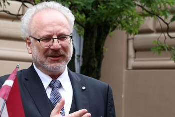 Фотография к новости: Қазақстан президенті Эгилс Левитсті Латвия президенті болып сайлануымен құттықтады