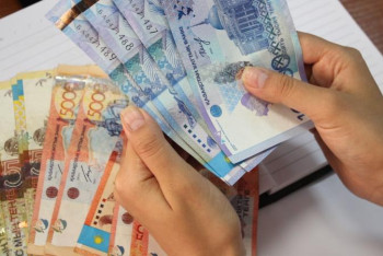 Фотография к новости: Қарағандыда медицина мекемелерін күрделі жөндеуге 2,7 млрд теңге керек