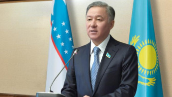 Фотография к новости:  Нығматулин Өзбекстанға ресми сапармен барды