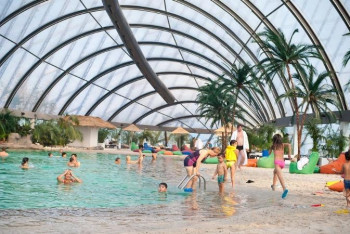 Фотография к новости: Ол "ерекше бала" болатын – мектеп директоры "Хан Шатырда" қаза болған қыз туралы 