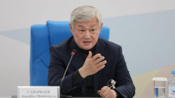 Фотография к новости: Сапарбаев қайырымдылық қорларын күш біріктіруге шақырды