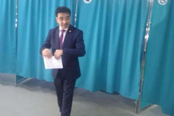 Фотография к новости: Жамбыл Ахметбеков: Ешкім сайлауға жеңілем деп түспейді