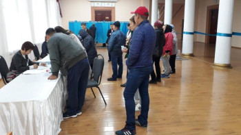 Фотография к новости: Ақмола облысының тұрғындары сайлауда белсенділік танытуда