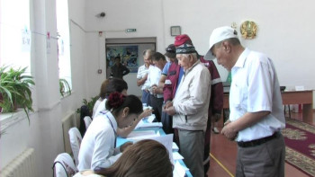 Фотография к новости: Исатайлықтар да сайлаудан қалыс қалмауда