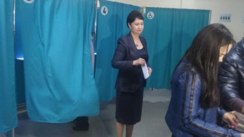 Фотография к новости: Гүлшара Әбдіқалықова: Бүгін айрықша маңызды күн