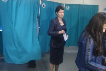 Фотография к новости: Гүлшара Әбдіқалықова: Бүгін айрықша маңызды күн