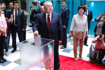 Фотография к новости: Елбасы: Биылғы сайлаудың мәні – өз алдына басқа