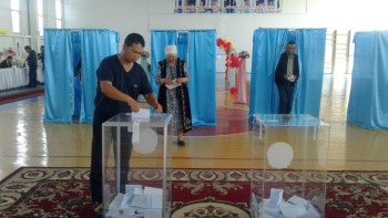 Фотография к новости: Бастапқы бес сағатта 5 950 адам дауыс берді