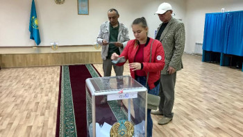 Фотография к новости: 1000-сайлаушыға сыйлық берілді