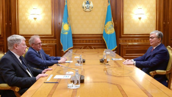 Фотография к новости: Тоқаев Ресей елшісін қабылдады