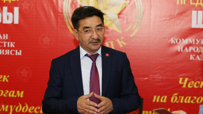 Ахметбеков: Қасым-Жомарт Тоқаевқа табыс тілегім келеді