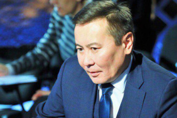 Фотография к новости: Талғат Қалиев: Еxit-poll-да елдің көбі Тоқаевқа дауыс берді