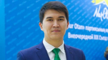 Фотография к новости: Сайлауда жастар белсенділігі жыл сайын артып келеді – Үкібай Нұрпейісов