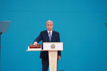 Фотография к новости: Қасым-Жомарт Тоқаев ант қабылдады