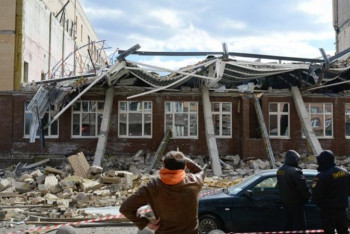 Фотография к новости: Непалда мектеп төбесі опырылып, 4 бала қаза тапты