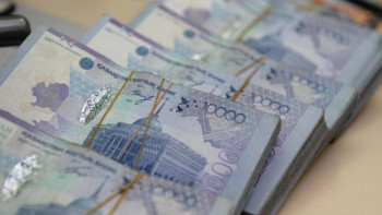 Фотография к новости: Шекарадан заңсыз 10 млн теңге алып өтпек болған Қытай азаматы қолға түсті