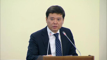 Фотография к новости: Енді борышкерлердің банк шотынан ақшасын алып қоюға шектеу салынады – Бекетаев