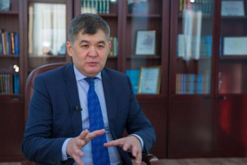 Фотография к новости: Елжан Біртанов: Жас дәрігерлердің жұмысына ерекше көңіл бөлгім келеді