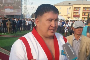 Фотография к новости: Айбек Нұғымаров Әлемдік гран-придің иегері атанды