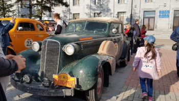 Фотография к новости: Парижге жол тартқан бірегей ретрокөліктер Павлодарға аялдады