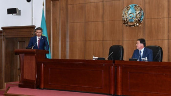 Фотография к новости: Асқар Мамин жаңа министрлерді таныстырды