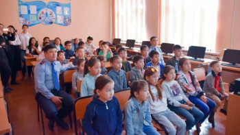 Фотография к новости: Қарағанды облысының полицейлері балаларға арналған мультфильм жасады