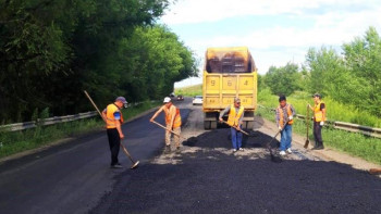 Фотография к новости: Алматы облысында 73,2 шақырым  жол орташа жөндеуден өтеді 