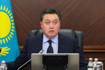 Фотография к новости: Мамин: Әрбір азамат қандай медициналық көмек тегін көрсетілетінін білуі қажет