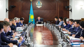 Фотография к новости: ҰБТ өткізуге дайындық толығымен қамтамасыз етілуі тиіс – Мамин