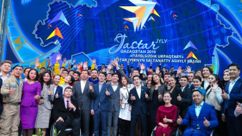 Фотография к новости: Ел игілігіне қызмет ететін жастар іріктелетініне сенемін – Махметғали Сарыбеков