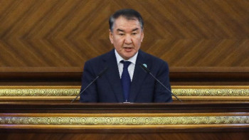 Фотография к новости: Мемлекеттік органдар Конституцияның 25 жылдығына дайындалуы тиіс – Мәми