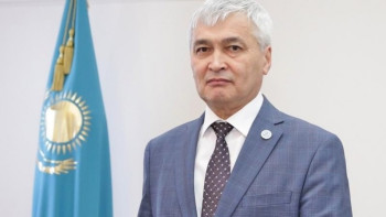 Фотография к новости: Қарағанды ғалымы «Алтын Гефест» сыйлығымен марапатталды