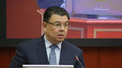 Мені ешкім тыңдамайды - Қанат Бозымбаев