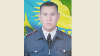 Фотография к новости: Ақын сақшы