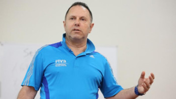 Фотография к новости: Волейболдан Қазақстан әйелдер құрамасының бас бапкері тағайындалды