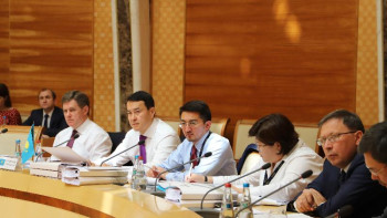 Фотография к новости: Қаржы министрі Еуразиялық экономикалық комиссия отырысына қатысты