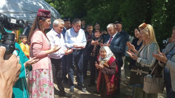 Фотография к новости: Семейліктер Сабантой мерекесін тойлады