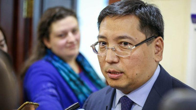 Ұлттық банк қызметкерлері 770 мың теңге жалақы алады – Досаев