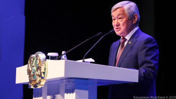 Фотография к новости: Бердібек Сапарбаев кадрлық болжам туралы айтты