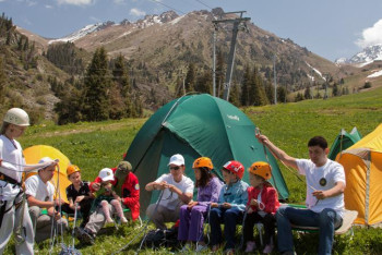 Фотография к новости: Арыс қаласының жүздеген оқушысы Ақтөбеде демалуы мүмкін