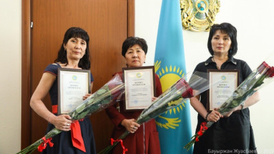 Аймағамбетов Арыстағы жарылыс кезінде әйелді босандырған ұстаздарға алғыс айтты 