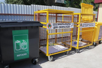 Фотография к новости: Қарағандыда қоқыс жинайтын алаңдар жаңартылып жатыр