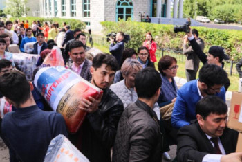 Фотография к новости: #АрысБізБіргеміз. Әншілер чат ашып 16 млн теңге жинаған