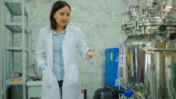 Фотография к новости: Сарапшылар Қазақстандағы құс саңғырығын өңдеу технологиясын әзірлеу жобасын жоғары бағалады