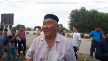 Фотография к новости: Арыс тұрғыны: Үйімізді жөндеп, жағдай жасап  берсе болды