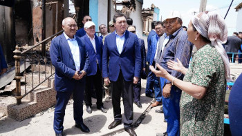 Фотография к новости: Асқар Мамин: Арыстың инфрақұрылымы мен тұрғын үй қоры 1 айда қалпына келеді