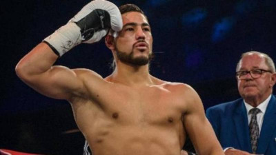 Садриддин Ахмедов қарсыласын 90 секундта жеңді